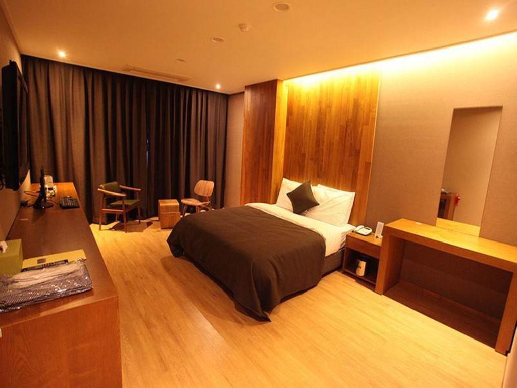 Hotel Rich Goyang Kamer foto