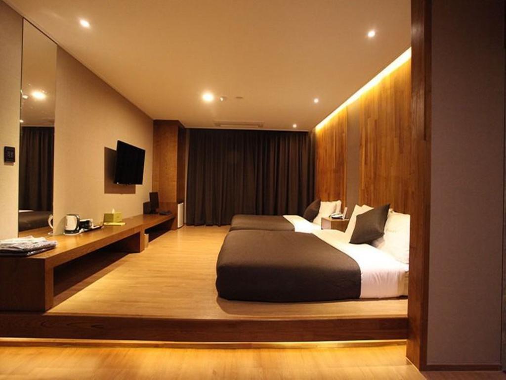 Hotel Rich Goyang Kamer foto